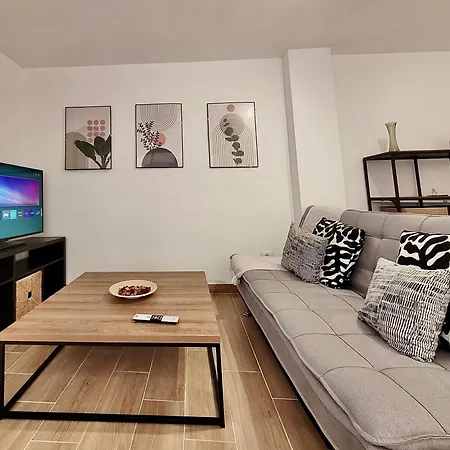 아파트 La Hoya 11 *