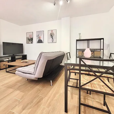 La Hoya 11 아파트 *